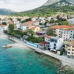 Palada 1 , Baška Horvátország