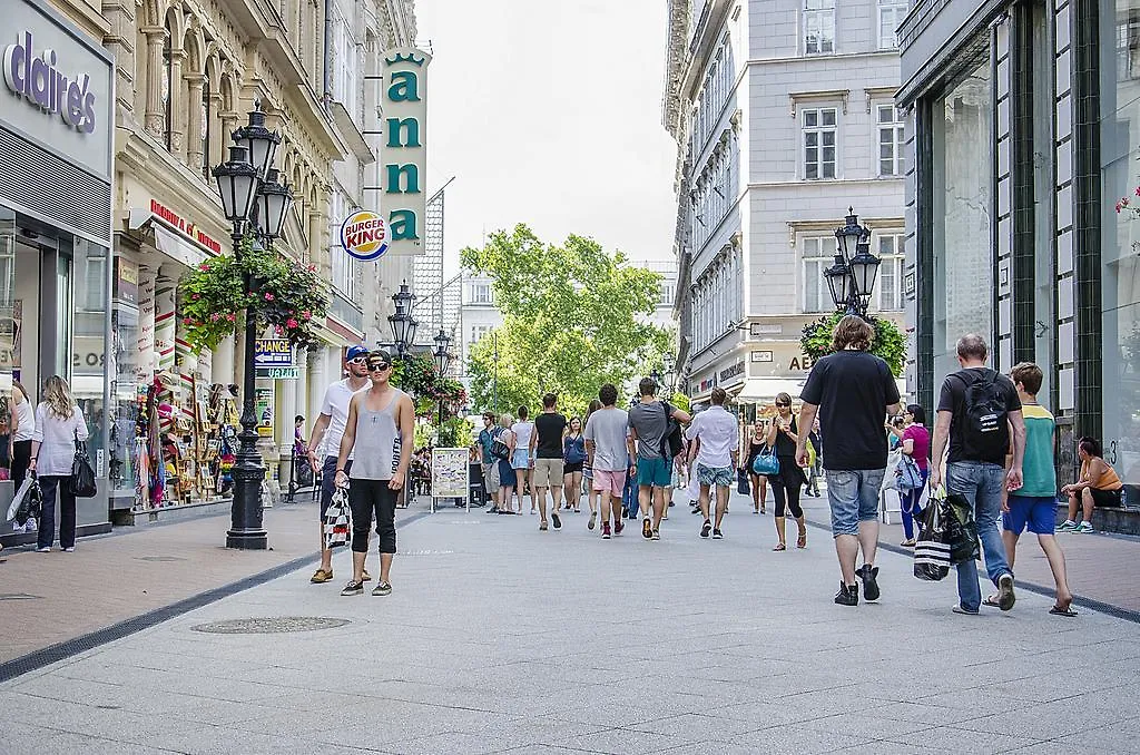 The Fashion Street Apartment Budapeşte