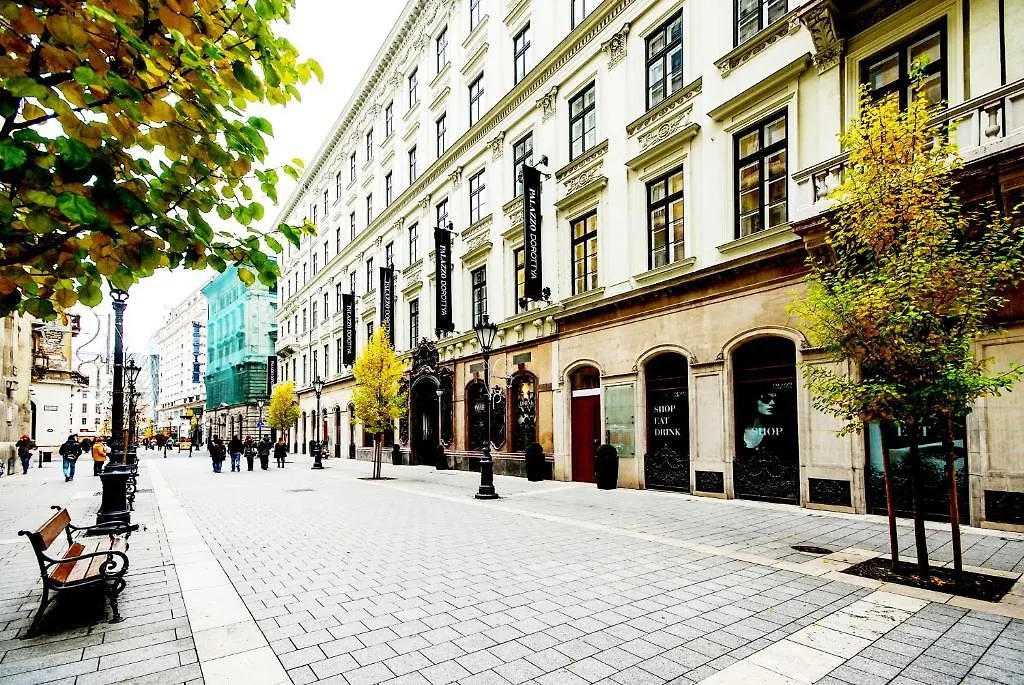 The Fashion Street Apartment Budapest 0*,  Hungary