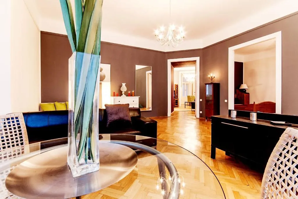 The Fashion Street Apartment Budapest 0*,