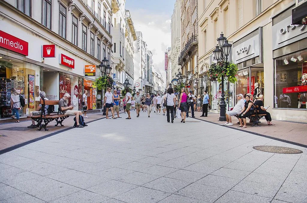 The Fashion Street Apartment Budapest