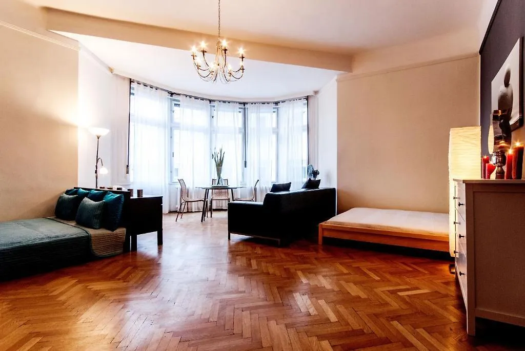 The Fashion Street Apartment Budapest Ungarn